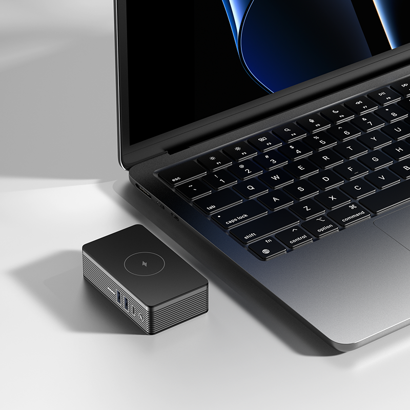 3 in 1 Multifunction Wireless Power Bank (10,000mAh)